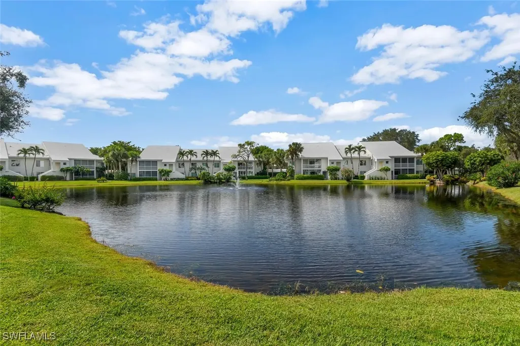 780 Willowbrook Drive Naples FL 34108