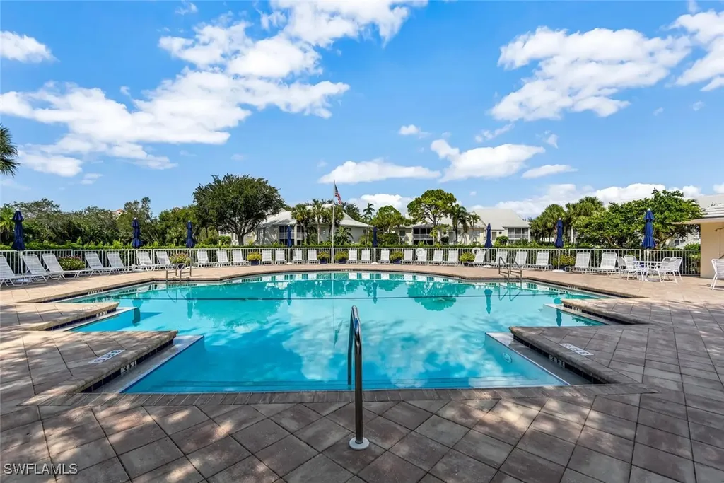 780 Willowbrook Drive Naples FL 34108