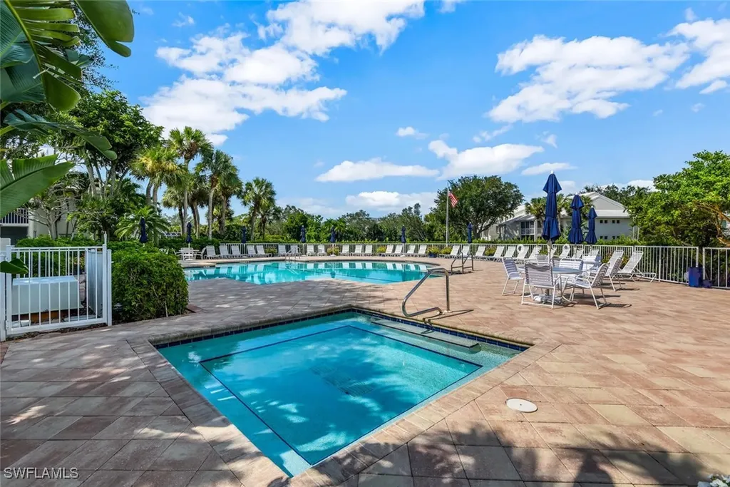 780 Willowbrook Drive Naples FL 34108