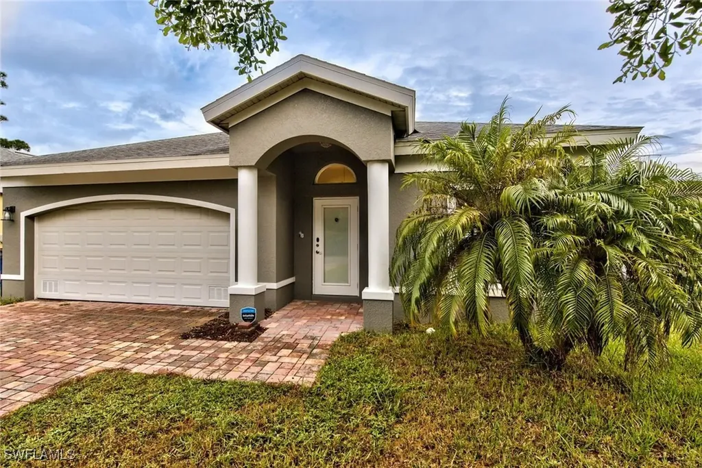 10091 Georgia Street Bonita Springs FL 34135