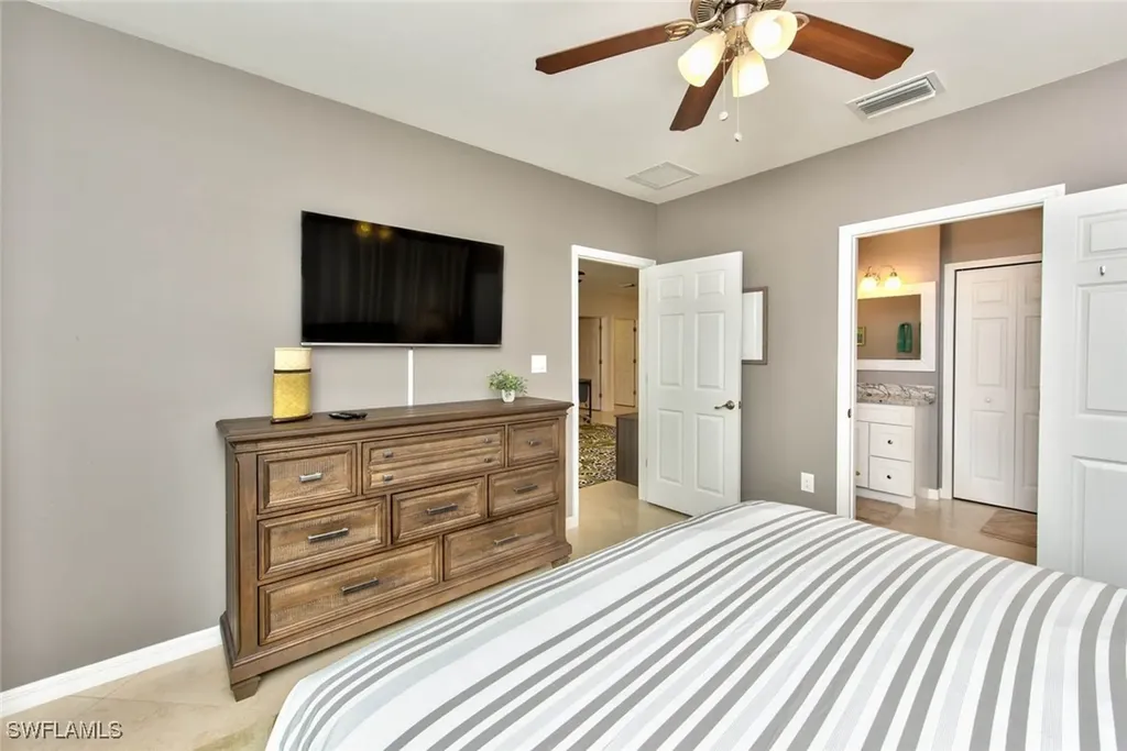 10091 Georgia Street Bonita Springs FL 34135