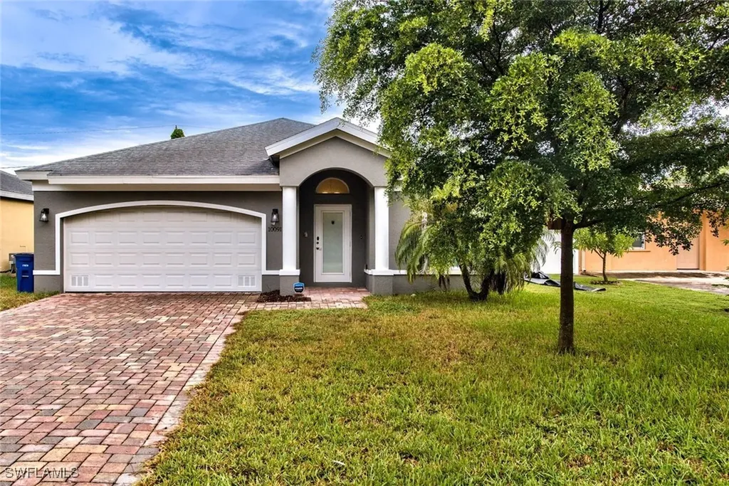 10091 Georgia Street Bonita Springs FL 34135