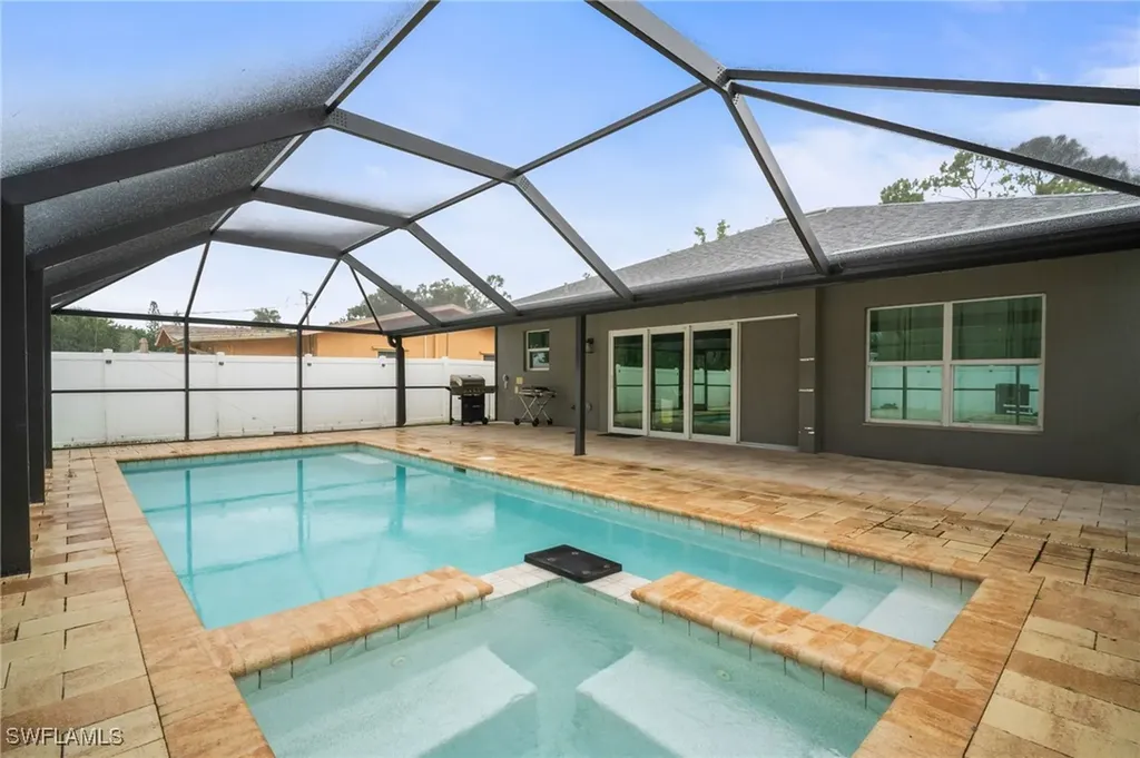 10091 Georgia Street Bonita Springs FL 34135