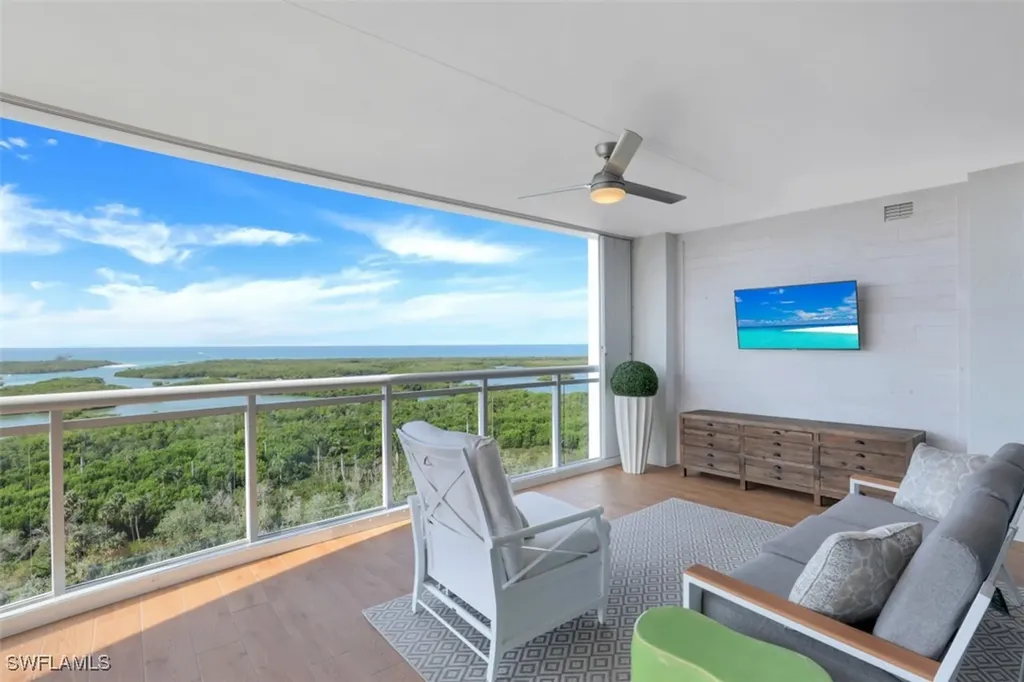 13915 Old Coast Road Naples FL 34110