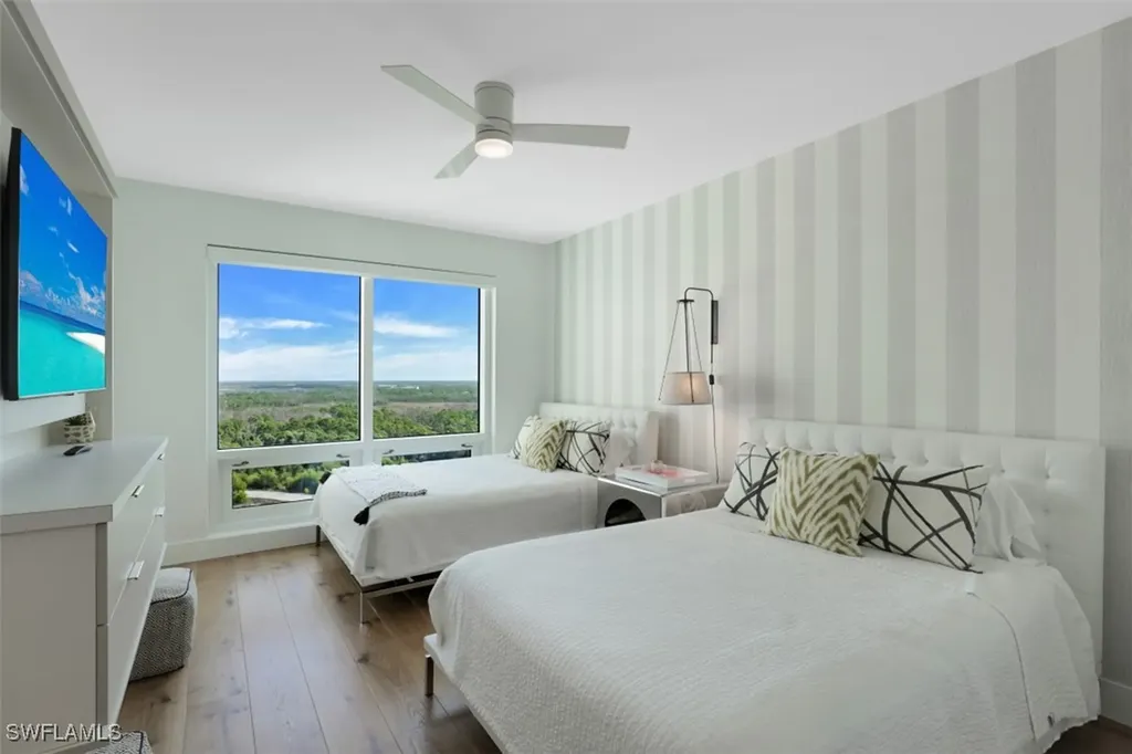 13915 Old Coast Road Naples FL 34110