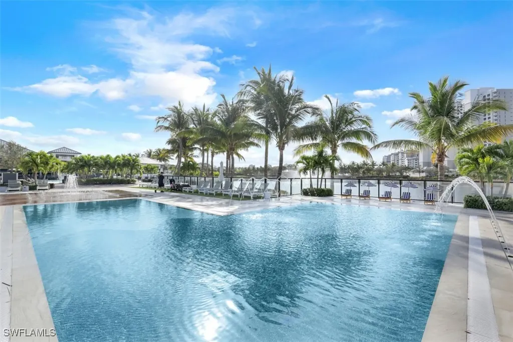 13915 Old Coast Road Naples FL 34110
