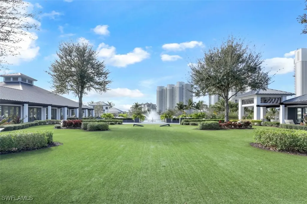 13915 Old Coast Road Naples FL 34110