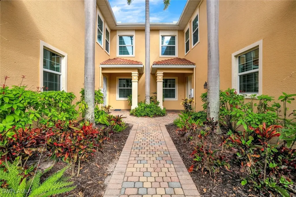 6029 Trophy Drive Naples FL 34110