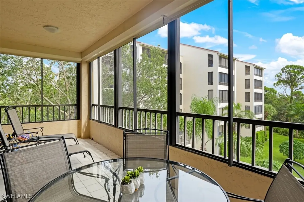 6500 Valen Way Naples FL 34108
