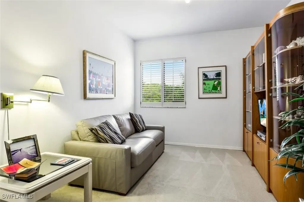 6500 Valen Way Naples FL 34108