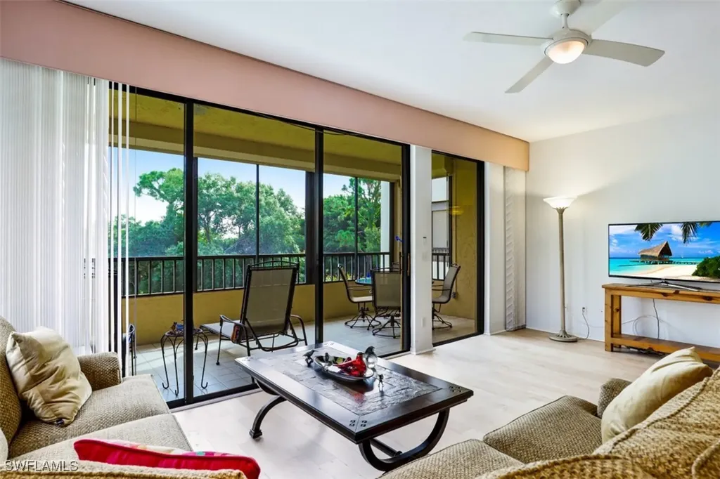 6500 Valen Way Naples FL 34108