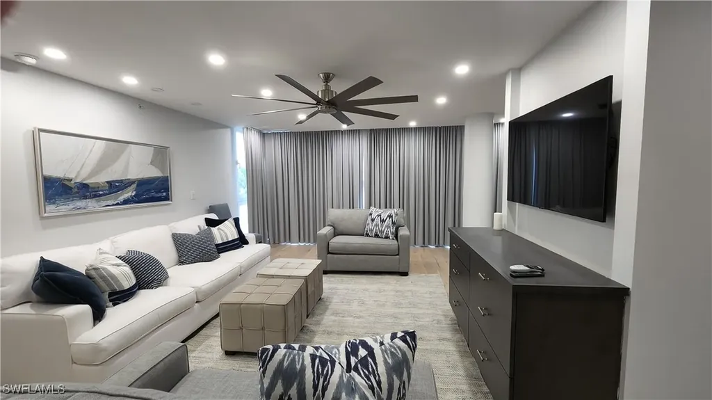 20 Seagate Drive Naples FL 34103