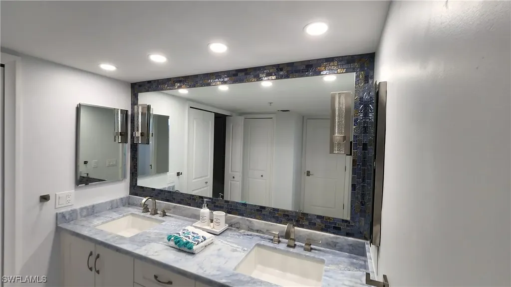20 Seagate Drive Naples FL 34103