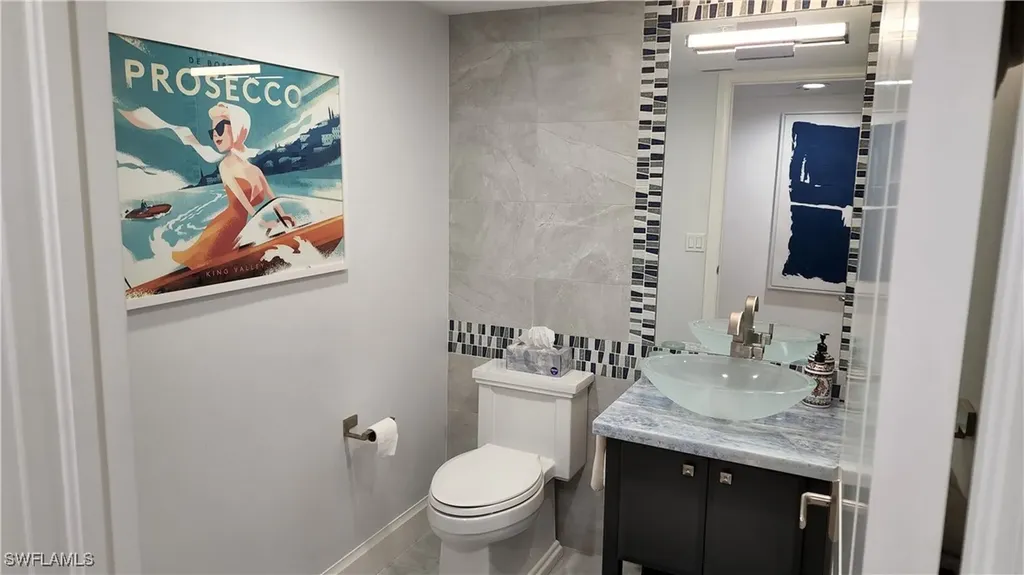 20 Seagate Drive Naples FL 34103