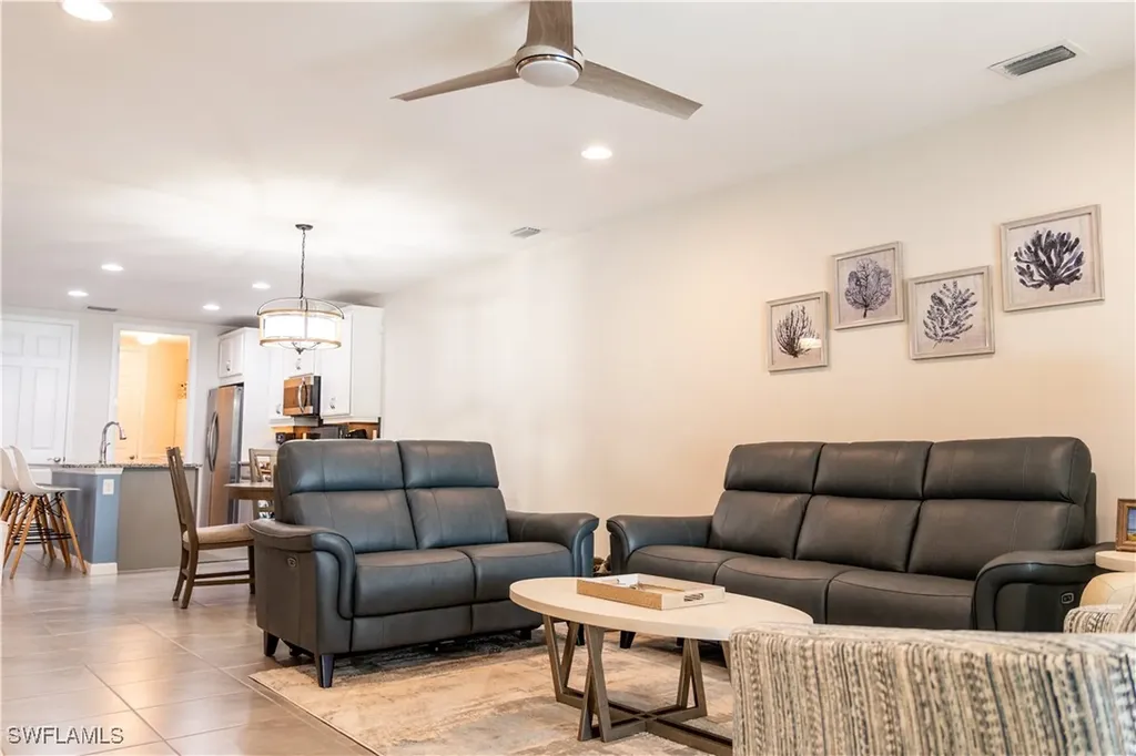 14888 Edgewater Circle Naples FL 34114