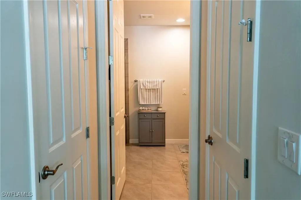 14888 Edgewater Circle Naples FL 34114