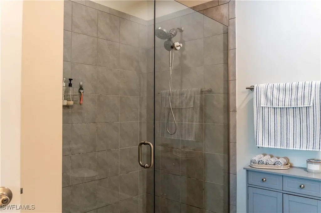 14888 Edgewater Circle Naples FL 34114