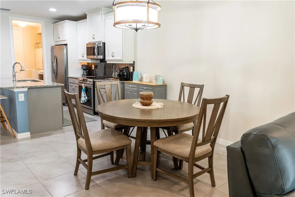 14888 Edgewater Circle Naples FL 34114