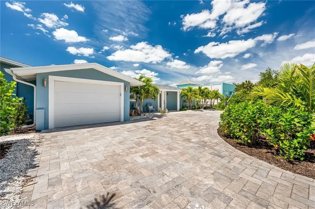 203 1st Street Bonita Springs FL 34134