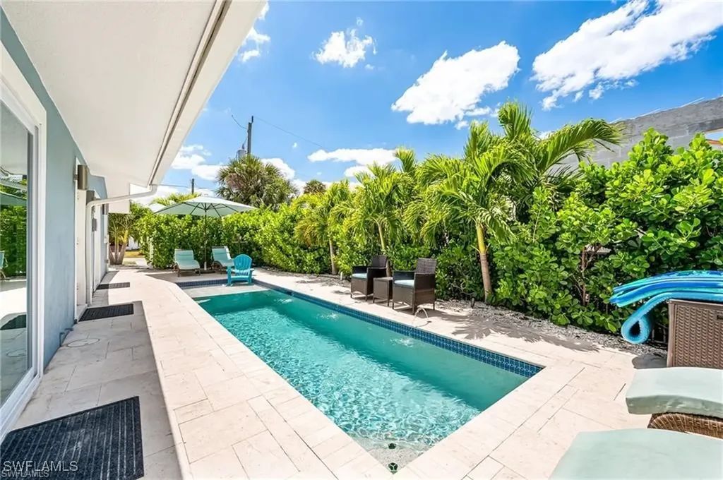 203 1st Street Bonita Springs FL 34134