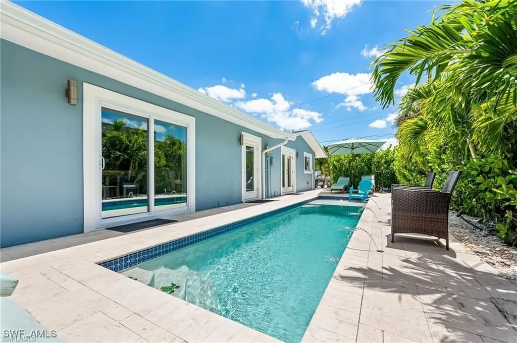 203 1st Street Bonita Springs FL 34134