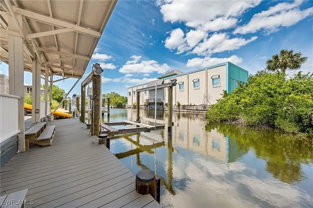 203 1st Street Bonita Springs FL 34134