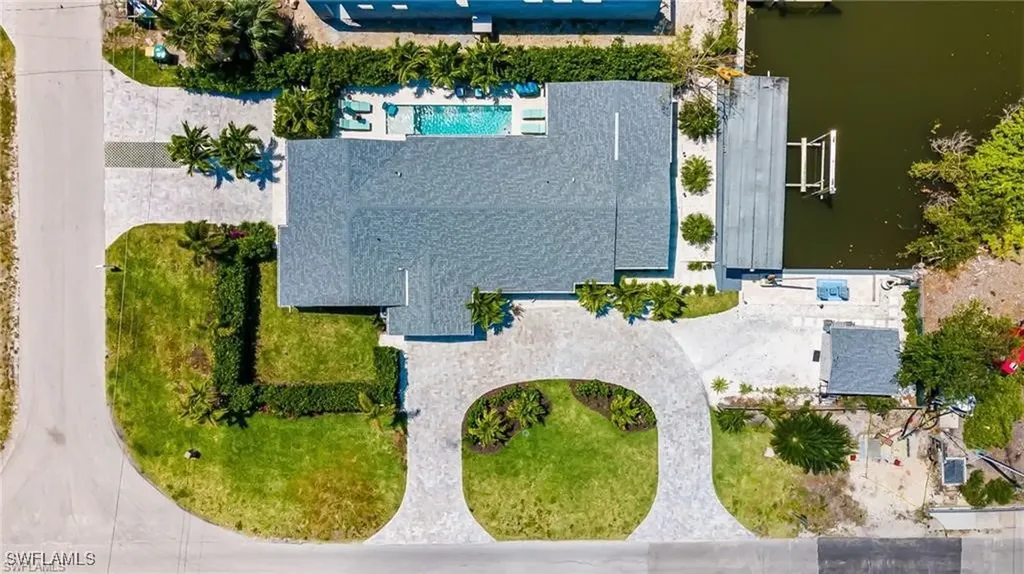 203 1st Street Bonita Springs FL 34134