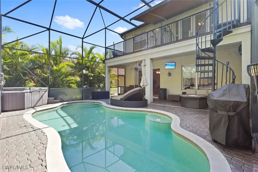 1289 Barrigona Court Naples FL 34119