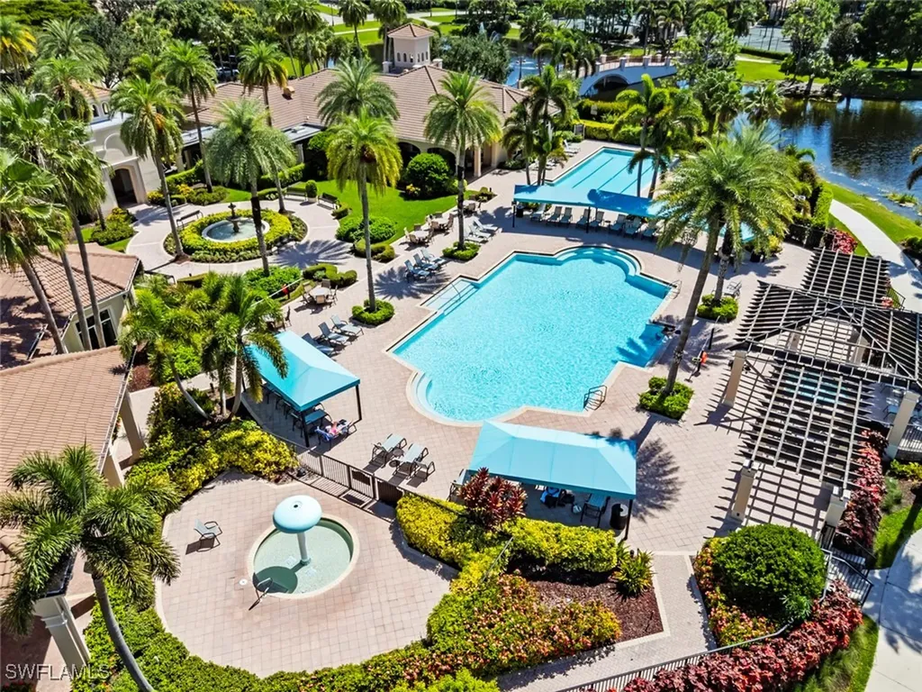 1289 Barrigona Court Naples FL 34119