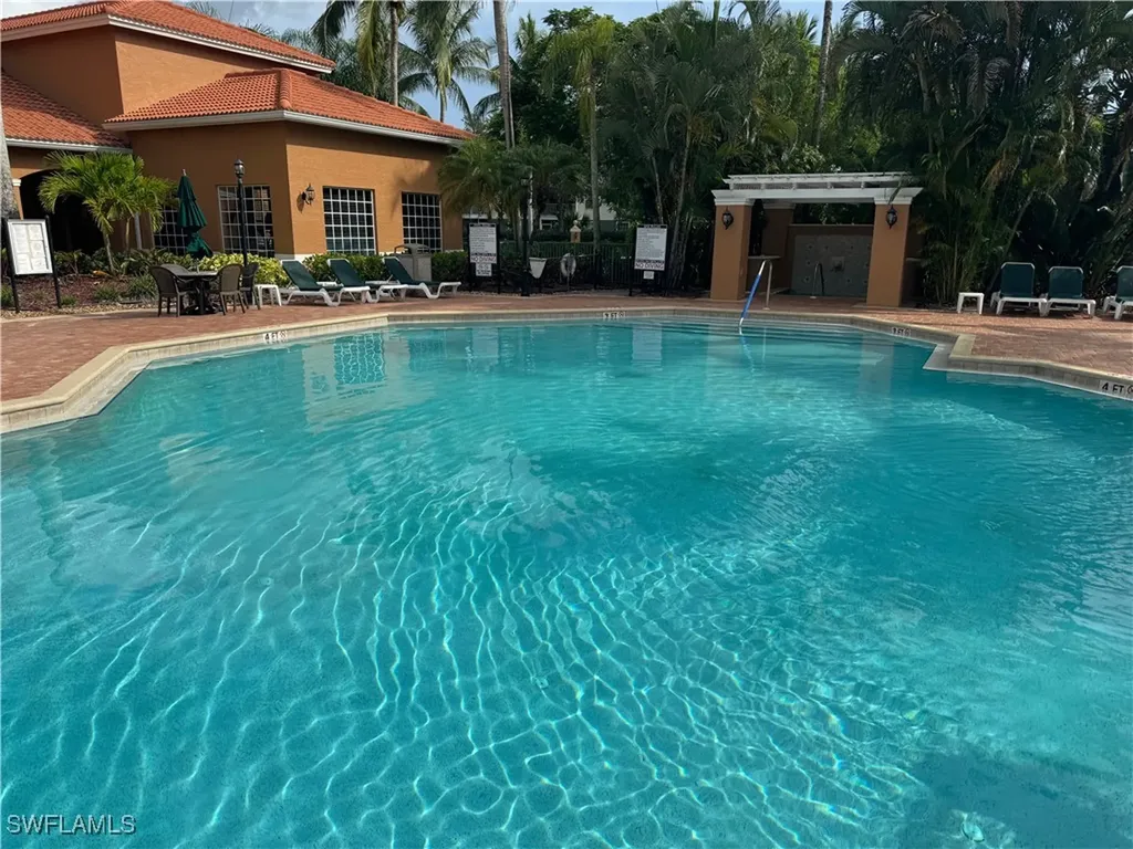 1250 Wildwood Lakes Boulevard Naples FL 34104