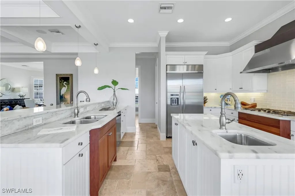 273 Egret Avenue Naples FL 34108