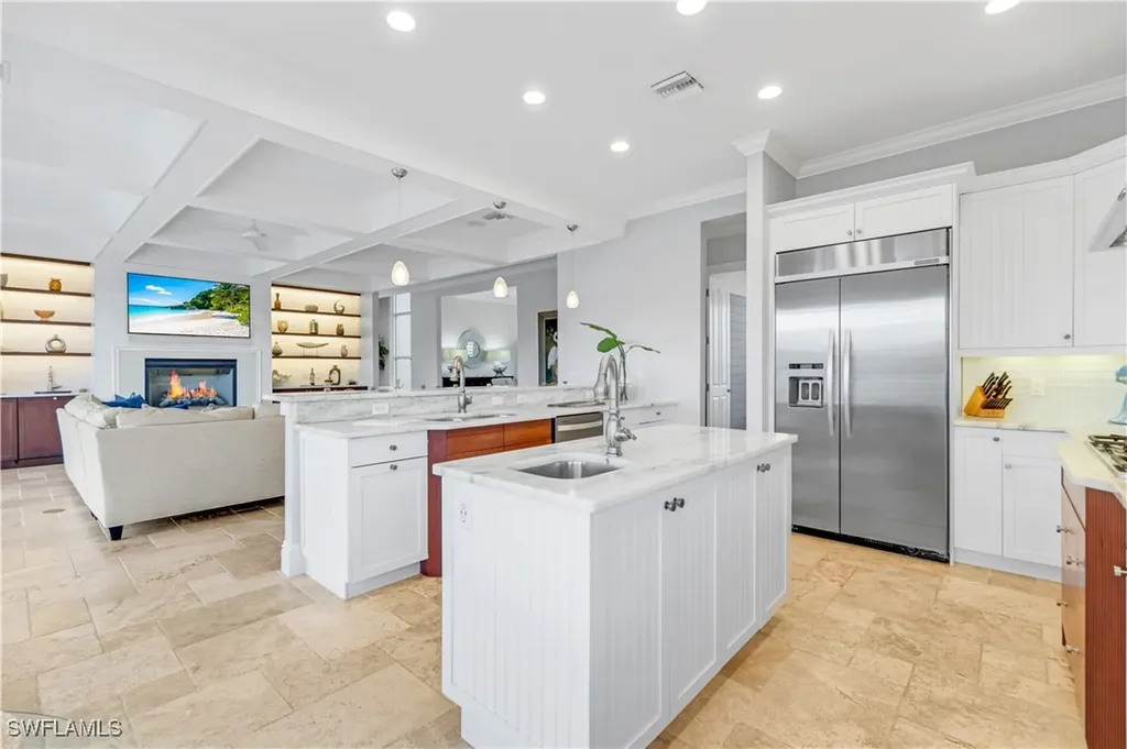 273 Egret Avenue Naples FL 34108