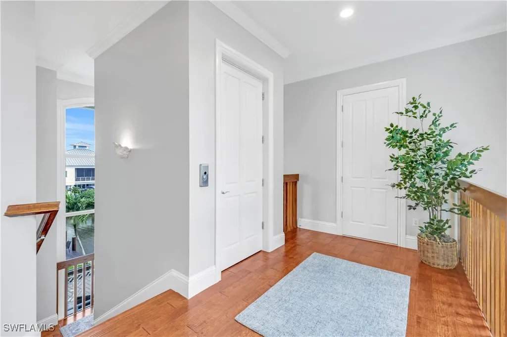 273 Egret Avenue Naples FL 34108