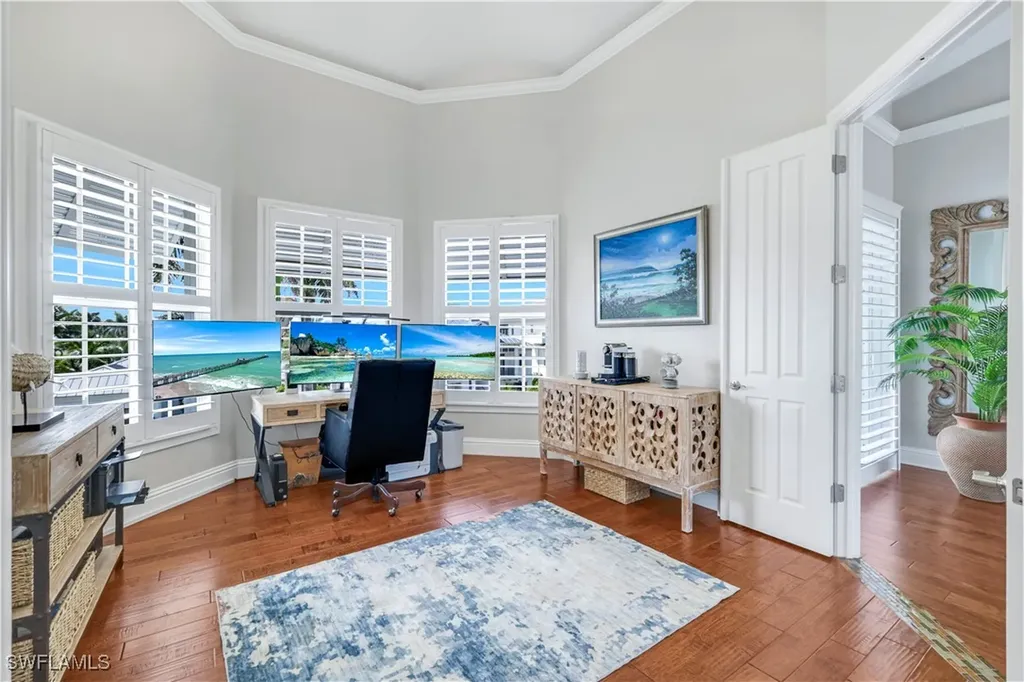 273 Egret Avenue Naples FL 34108