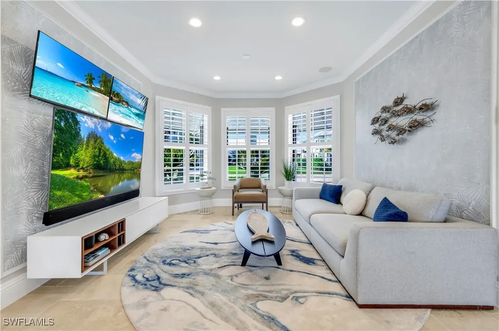 273 Egret Avenue Naples FL 34108