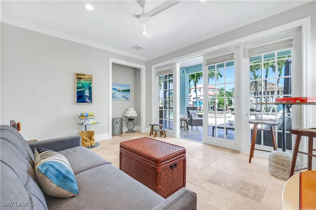 273 Egret Avenue Naples FL 34108