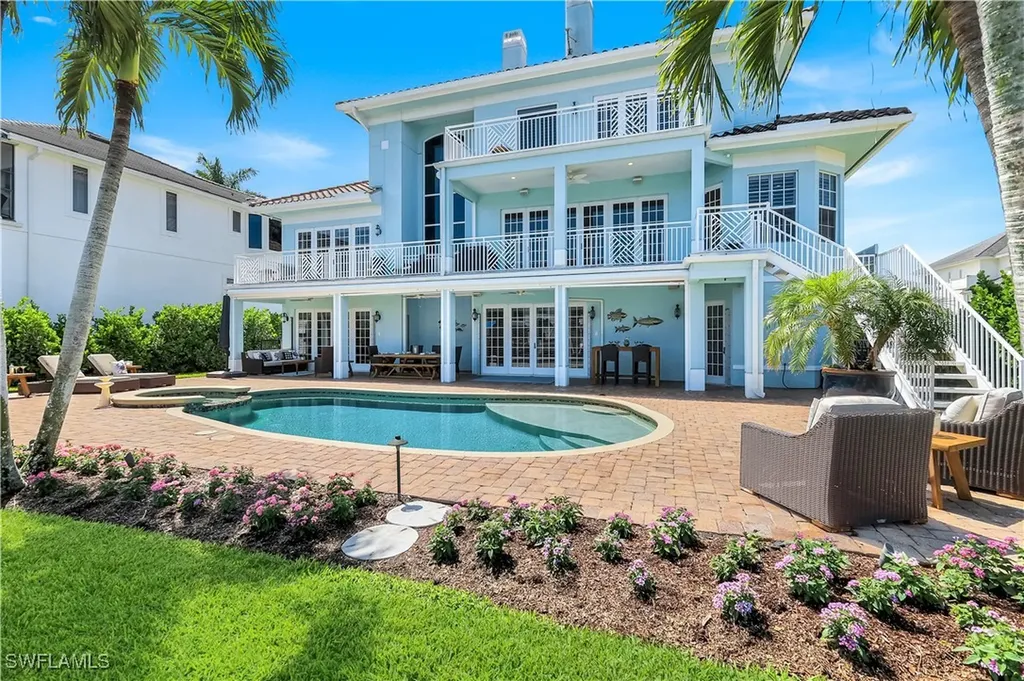 273 Egret Avenue Naples FL 34108
