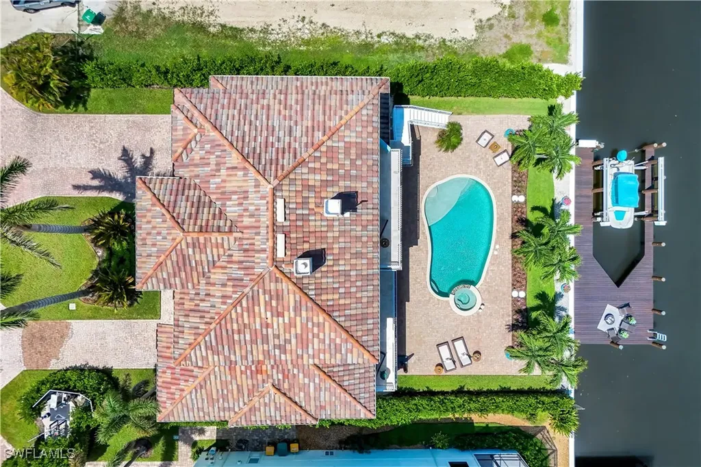 273 Egret Avenue Naples FL 34108