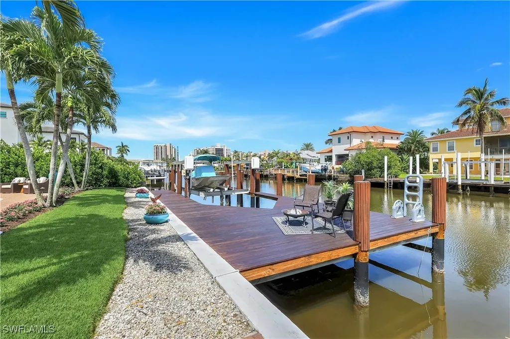 273 Egret Avenue Naples FL 34108