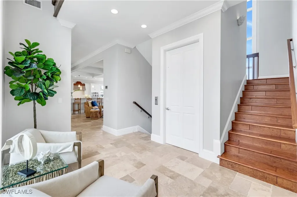 273 Egret Avenue Naples FL 34108