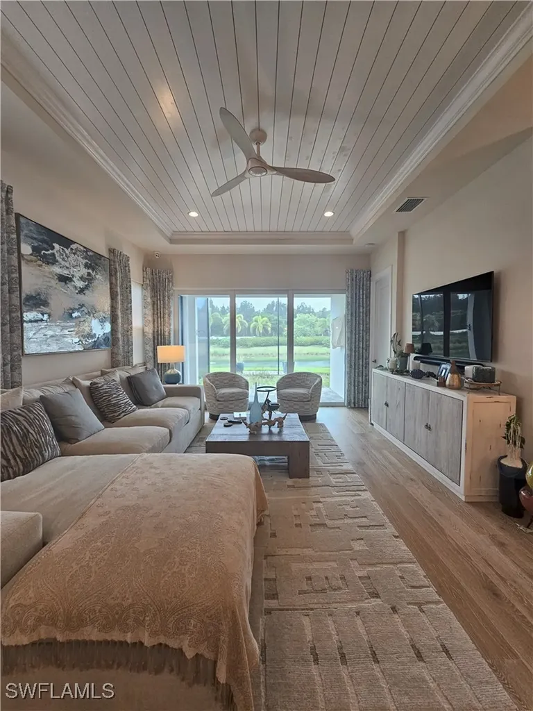 9007 Saint Lucia Drive Naples FL 34114