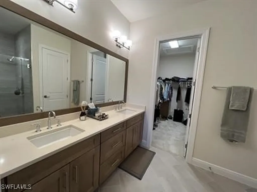9007 Saint Lucia Drive Naples FL 34114