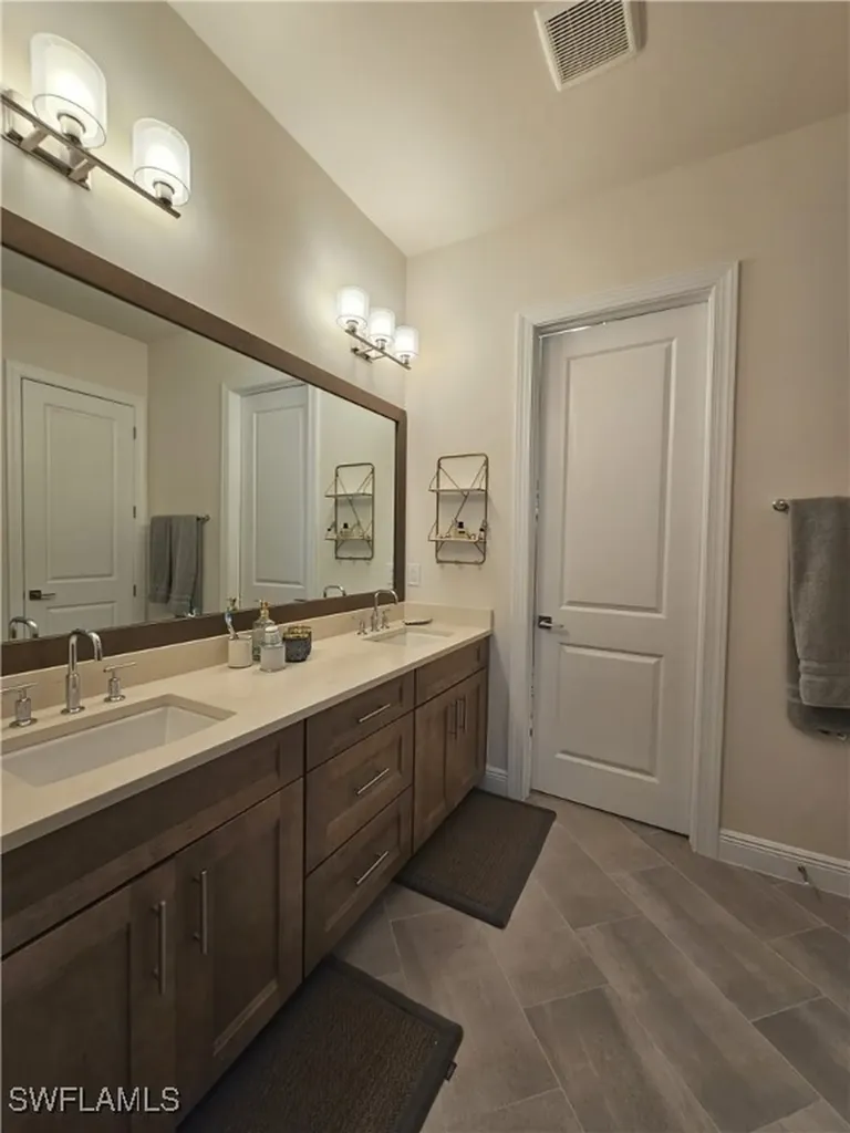 9007 Saint Lucia Drive Naples FL 34114