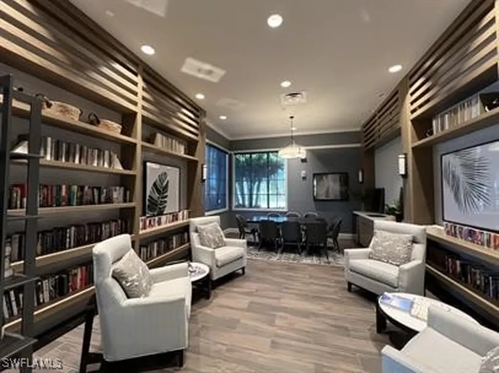 9007 Saint Lucia Drive Naples FL 34114