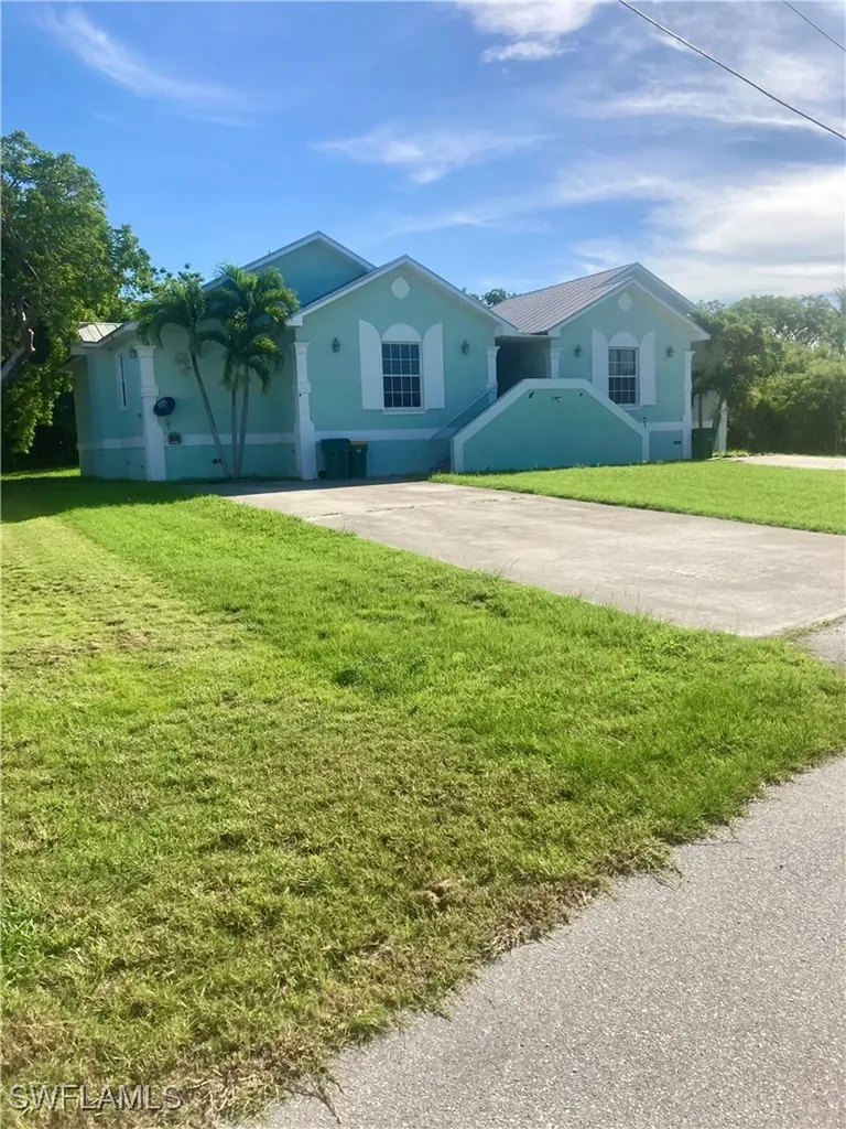 1227 Mangrove Lane Chokoloskee FL 34138