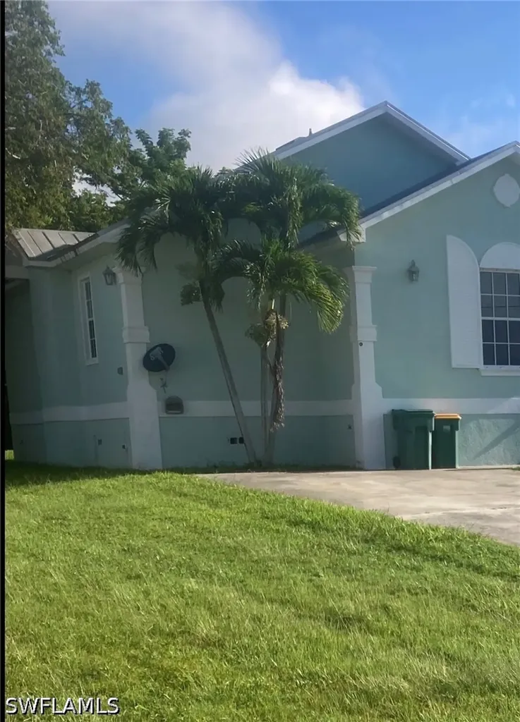 1227 Mangrove Lane Chokoloskee FL 34138