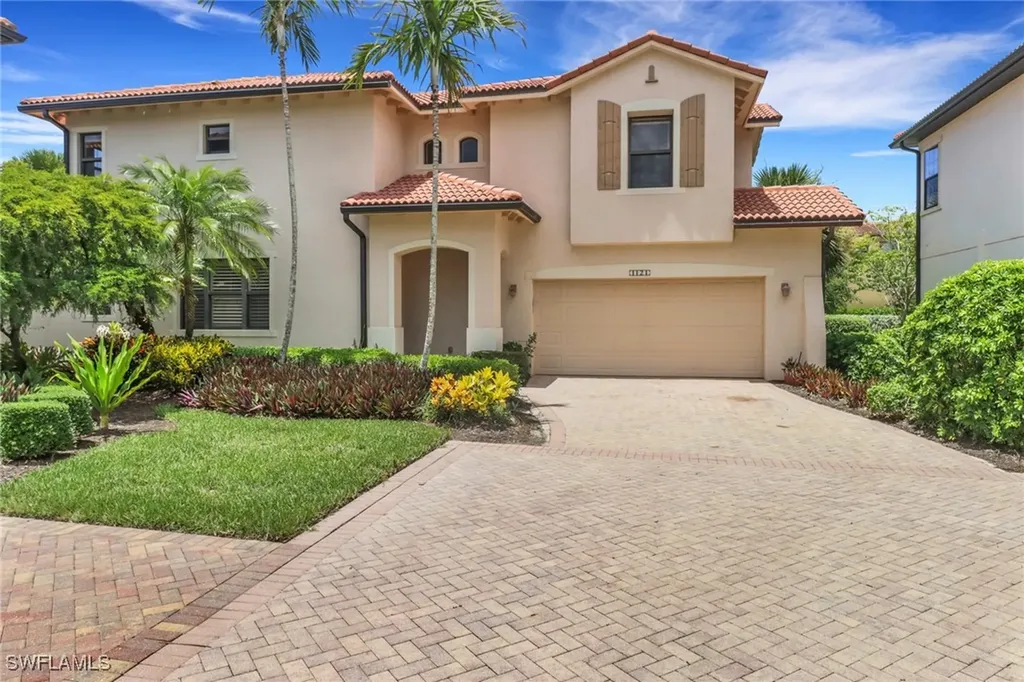 1121 Antaras Court S Naples FL 34113