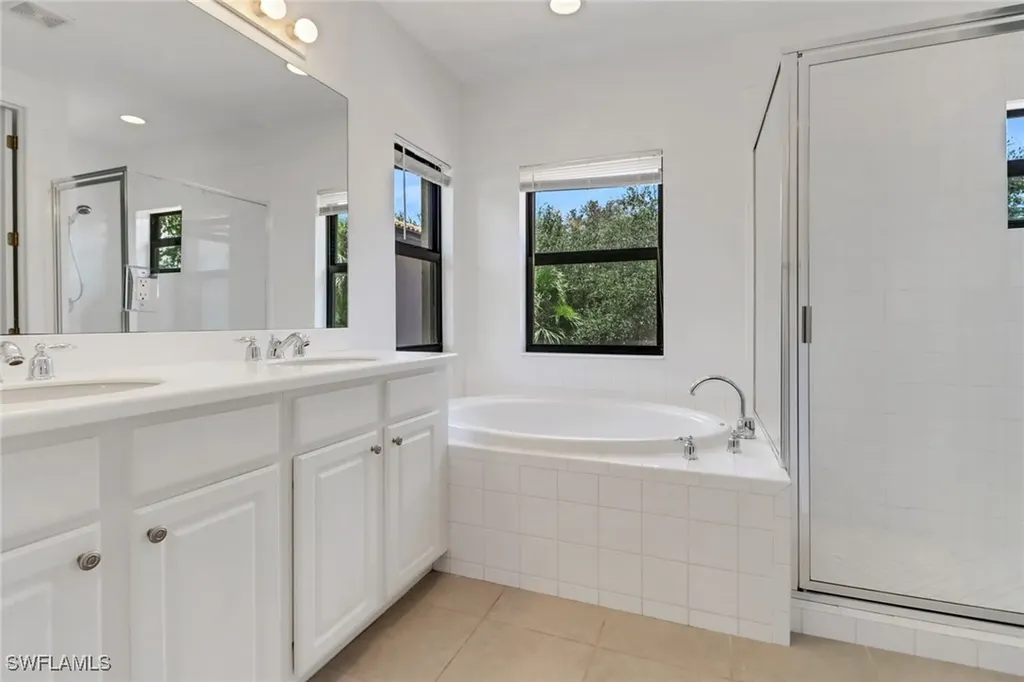 1121 Antaras Court S Naples FL 34113