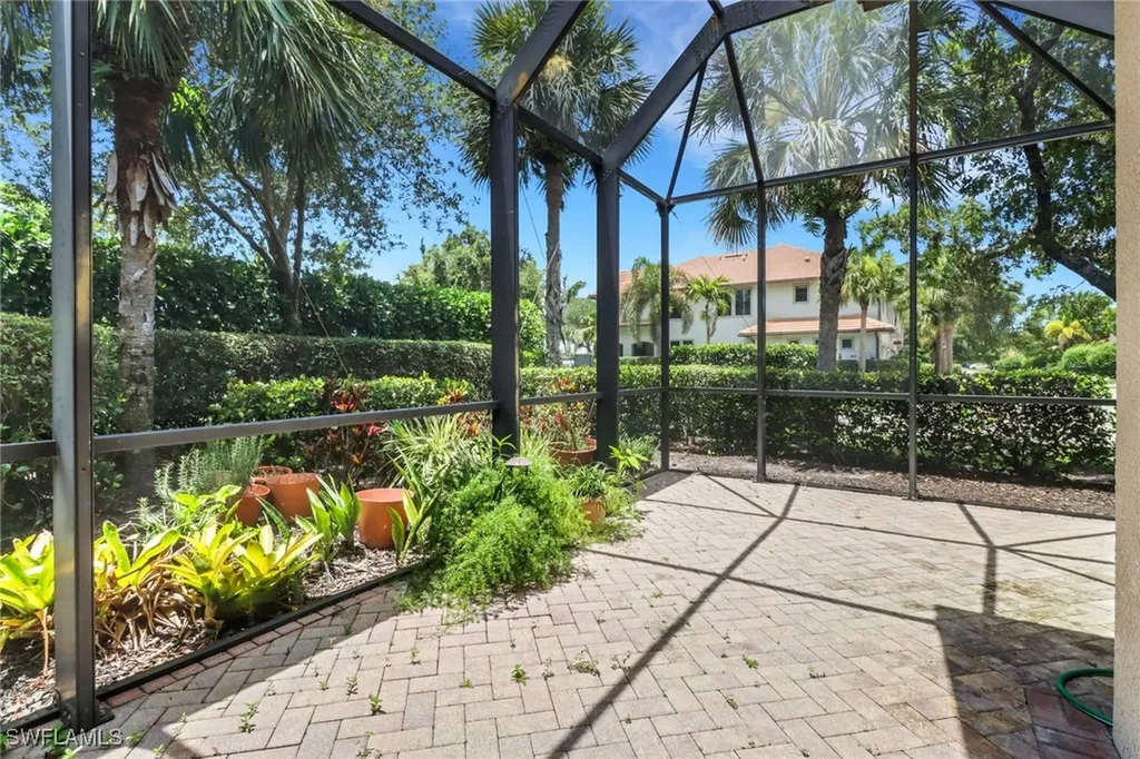 1121 Antaras Court S Naples FL 34113