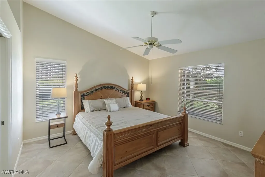 5502 Greenwood Circle Naples FL 34112